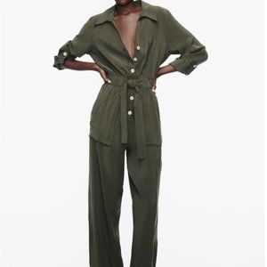 FLOWY JUMPSUIT WITH BELT - ZARA - BRAND NEW with Tags